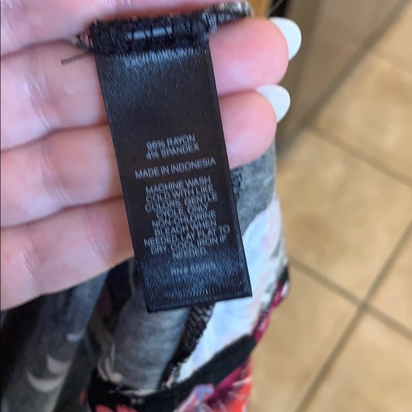 Smocked Floral Maxi - Picture 6 of 6